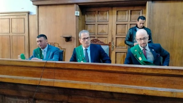 هيئة المحكمه اثناء النطق بالحكم