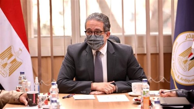 الدكتور خالد العناني