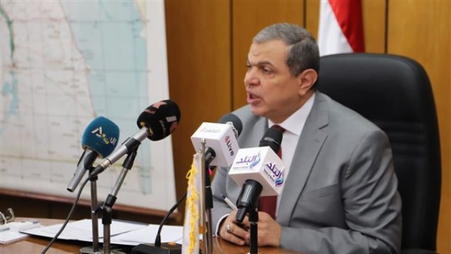 وزير القوي العاملة محمد سعفان