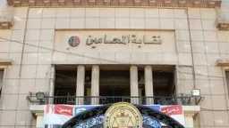 نقيب المحامين يهنئ الأخوة الأقباط...