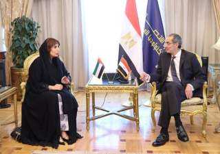 وزير الاتصالات يعرض على سفيرة...