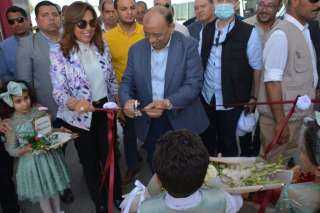 وزير التنمية المحلية ومحافظ دمياط...