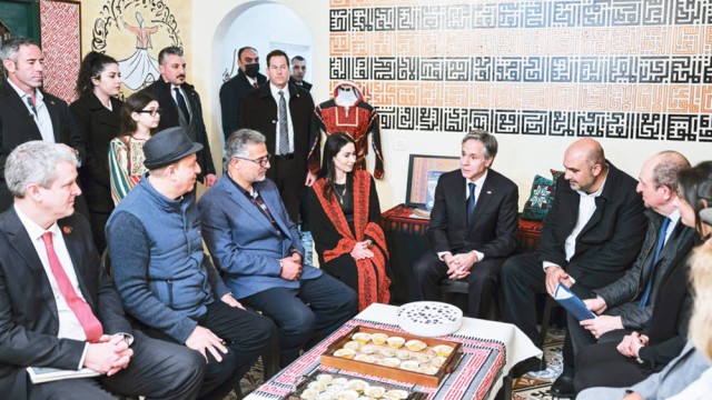 وزير الخارجية الأمريكي في رام الله: الفلسطينيون يواجهون انحسار الأمل