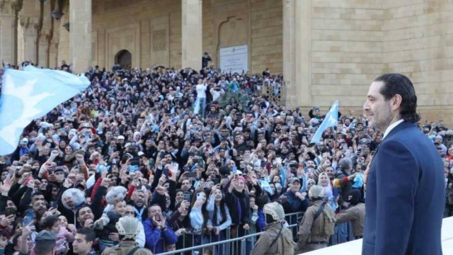 مؤسسات لبنان الدستورية مشلولة.. والدولار يحلّق دون قيود