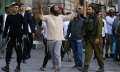 ”مستوطنون إسرائيليون” يهاجمون فلسطينيين شرق...