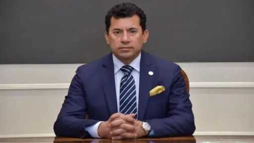 وزير الشباب والرياضة ينعى لاعب...