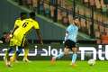 سيف الجزيري يضيع الهدف الأول...