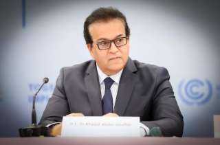 وزير الصحة يبحث مع نظيره...