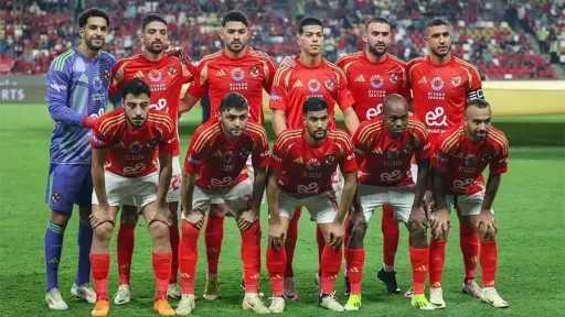 الأهلى ينهى إجراءات سفر زيزو...