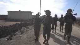 جيش الاحتلال: نقل جثامين أربعة...