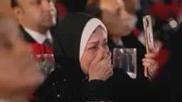 زوجة الخطيب تبكي في حفل...