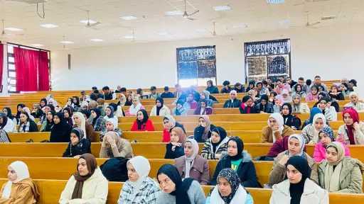 عقد حوار مفتوح مع الشباب...