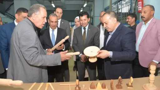 محافظ أسيوط يصطحب وزيرا الرياضة...