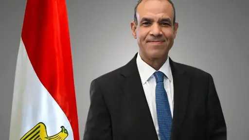 وزير الخارجية والهجرة يُجري اتصالاً...