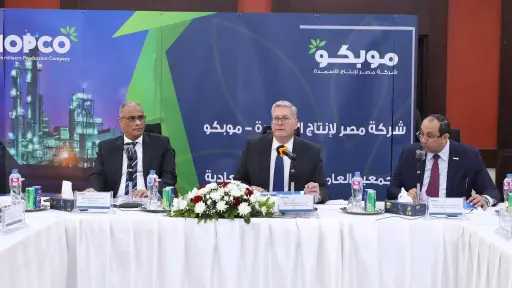 المهندس كريم بدوي وزير البترول...