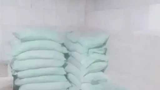 ضبط 12 طنًا من الدقيق...