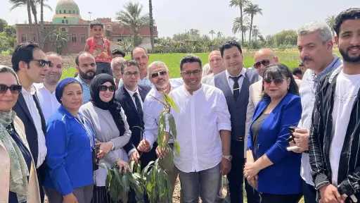 قافلة طبية شاملة وحملات توعوية...