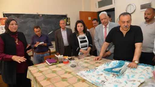 محافظ أسيوط يتفقد جمعية الشابات...