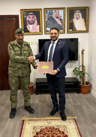 تكريم أحمد نبيل طايل من إدارة الوافدين بالمنطقة الشرقية