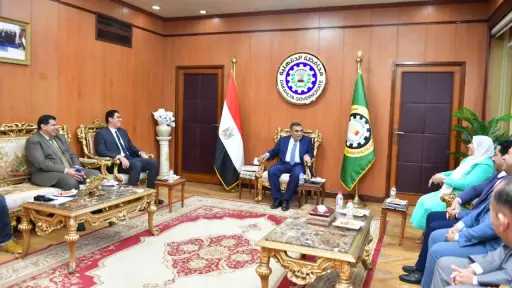 محافظ الدقهلية يستقبل وفد مركز...