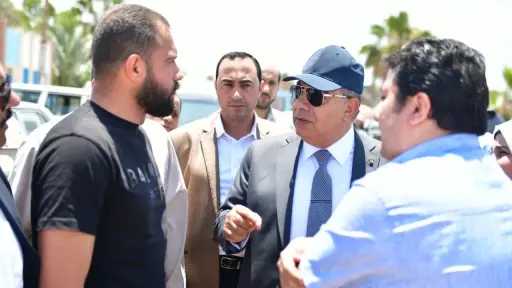 محافظ الدقهليه يتفقد الانشاءات الجاريه...