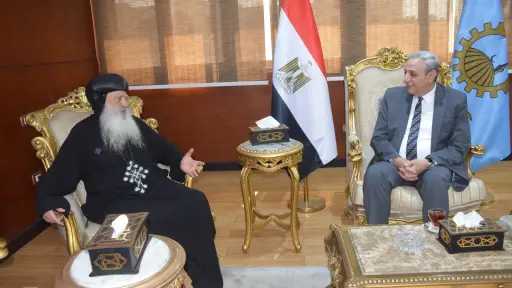 محافظ الغربية يستقبل الأنبا بولا...