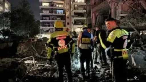 قصف ايراني  مكثف يضرب...