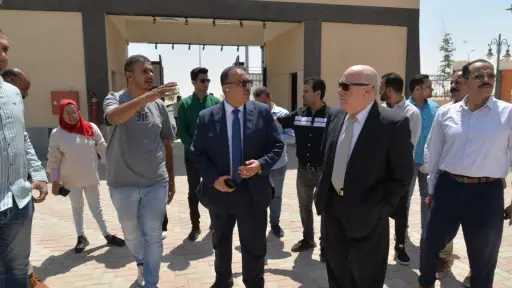 محافظ أسيوط يتفقد مركز شباب...