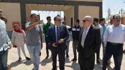 محافظ أسيوط يتفقد مركز شباب...