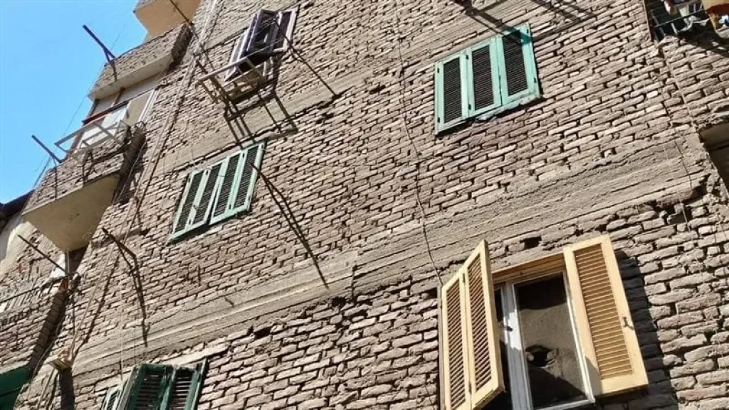عقار قديم