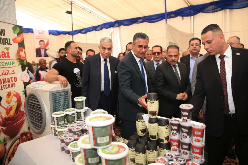 وزير التموين