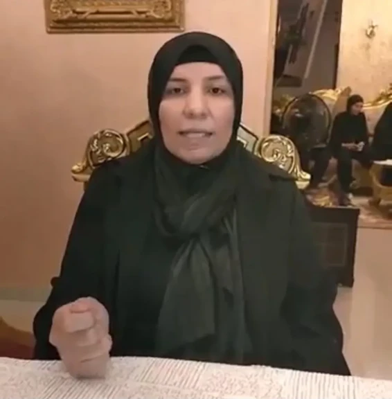 والدة الضحية