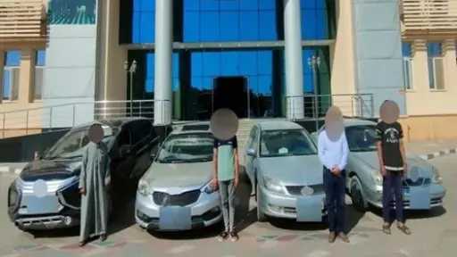 ضبط 4 أشخاص بمقطع فيديو...