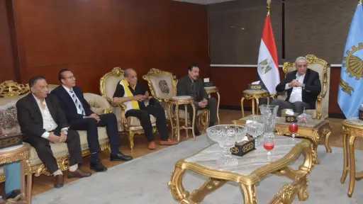 محافظ الغربية يستقبل قيادات المهرجان...