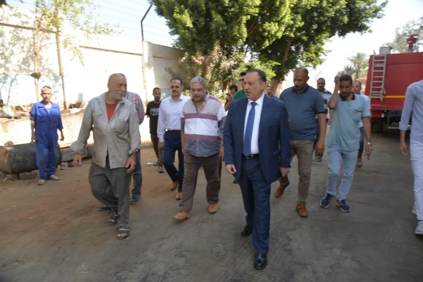 محافظ أسيوط