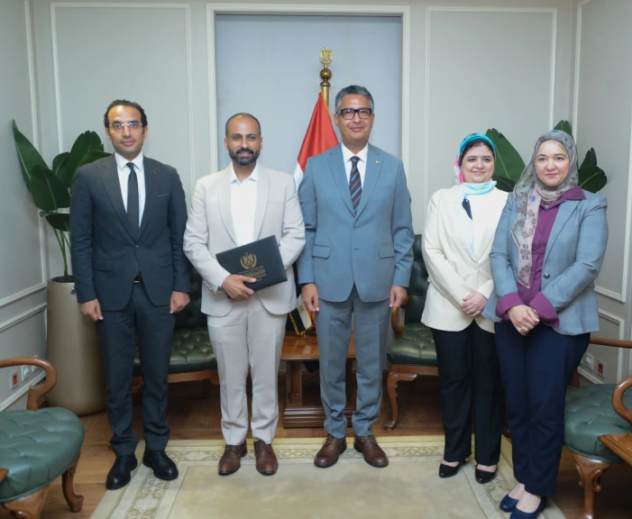 وزير التموين والتجارة الداخلية