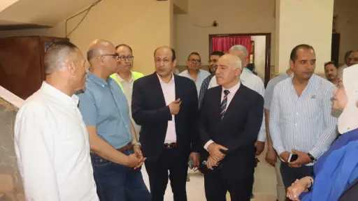 محافظ القليوبية يتفقد المبنى الإداري...