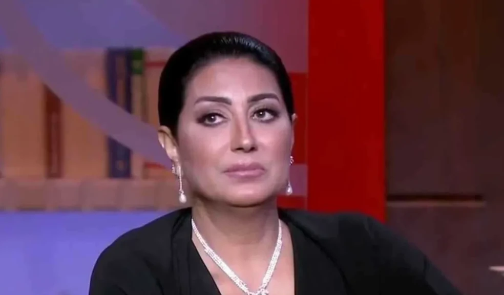 وفاء عامر