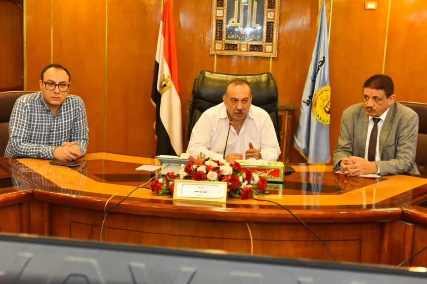محافظ أسيوط يحذر من البناء على الأراضي الزراعية وشدد على إزالة المخالفات والتعديات دون تهاون