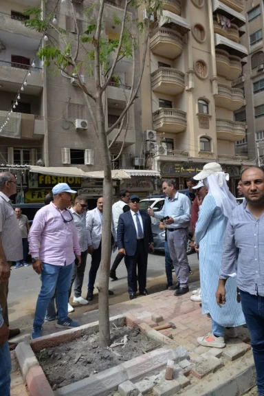 فى جولة مفاجئة محافظ الدقهلية يتفقد تطوير شارع الجلاء ويوجه بسرعة الانتهاء من الأعمال