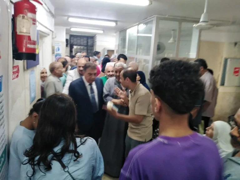 محافظ الدقهلية يشدد على انتظام العمل وحسن استقبال المرضى بعيادة التأمين الصحي بجديلة