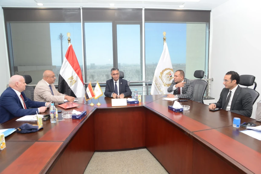بالصور.. تفاصيل لقاء وزير التموين والتجارة الداخلية مع عدد من أعضاء مجلس النواب والشيوخ