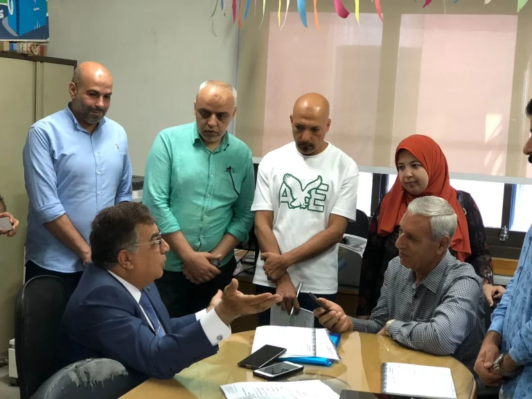 محافظ الدقهلية فى زيارة مفاجئة لشركة المياه والصرف الصحي لتفقد غرفة عمليات وخدمة العملاء ومركز البيانات لمتابعة الاستجابة شكاوى المواطنين