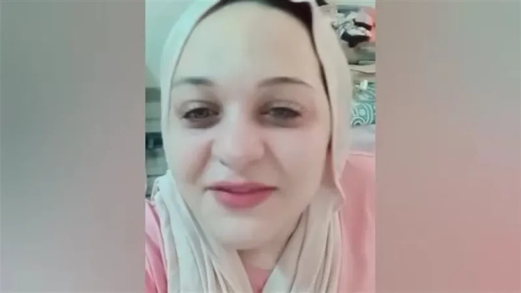 ”بنت مبارك” تطلب تحليل DNA لجمال وعلاء