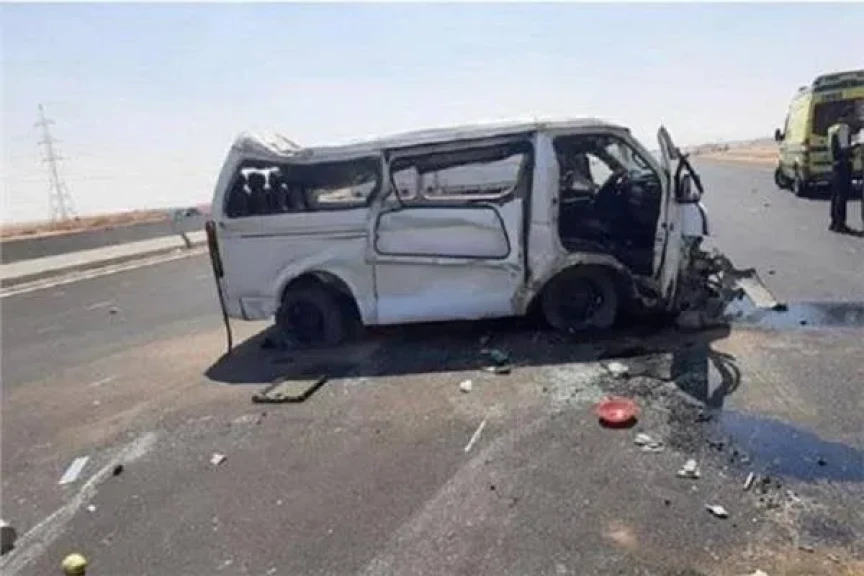 إصابة 12 شخصًا إثر انقلاب ميكروباص على الطريق الأوسطي اتجاه طريق الفيوم