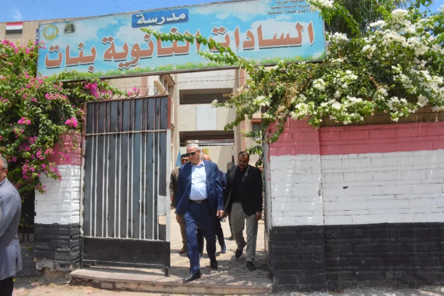 محافظ الغربية في جولة مفاجئة بميت حبيش وحي ثان طنطا لمتابعة جاهزية لجان انتخابات مجلس الشيوخ