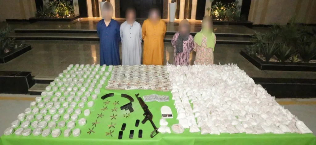ضبط عناصر بؤر إجرامية شديدة الخطورة من متجرى المواد المخدرة بنطاق عدة محافظات