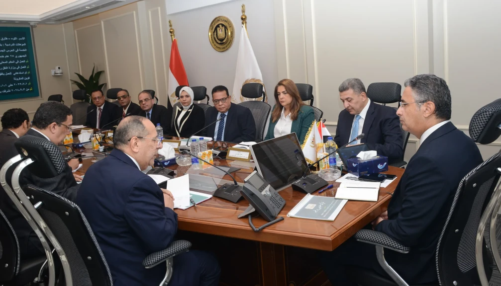 بالصور .. تفاصيل لقاء وزير التموين والتجارة الداخلية مع رؤساء مجالس إدارات شركات مضارب رشيد وكفر الشيخ والبحيرة لمتابعة منظومة العمل