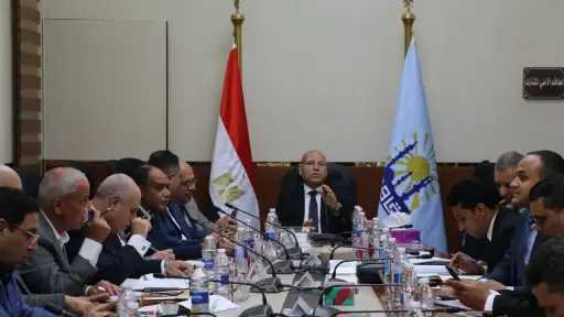 محافظ القاهرة .. إقبال كبير...