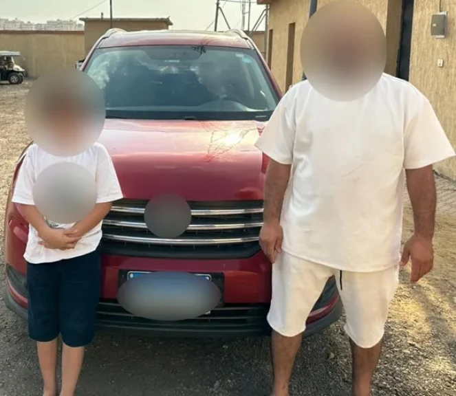 بالصورة والفيديو.. تفاصيل طفل يقود سيارة ملاكى بالقاهرة